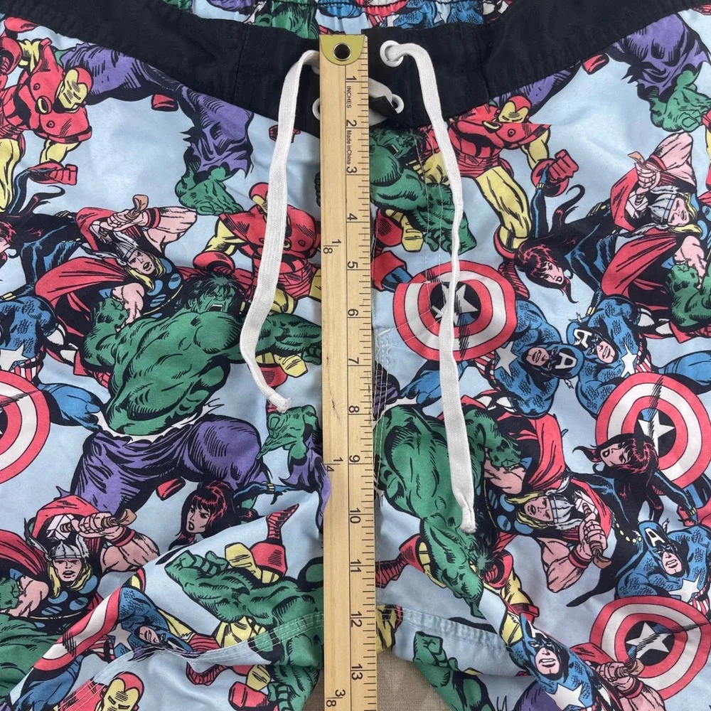 Marvel Avengers Comic Print Swim Trunks Mens Large Hulk Iron Man Captain America
